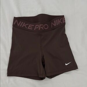 Nike Brown Athletic Shorts with Moisture-Wicking Fabric